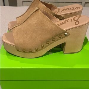Sam Edelman Tan Suede Studded Platform Clogs